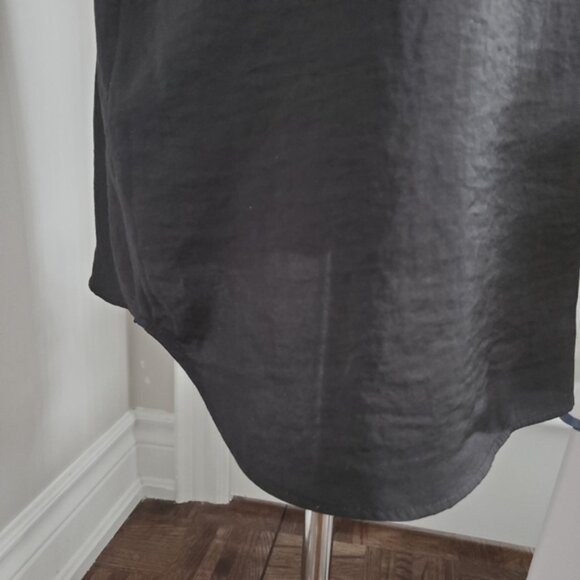 Comfy Soft Cap Sleeve Blouse Yolk Seam Back Design And Curved Trim - Picture 8 of 9